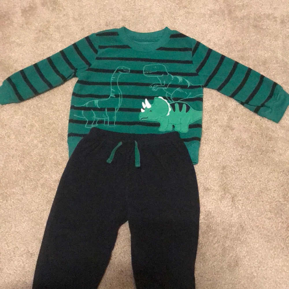 Child of mine 2-piece fleece set. Good condition